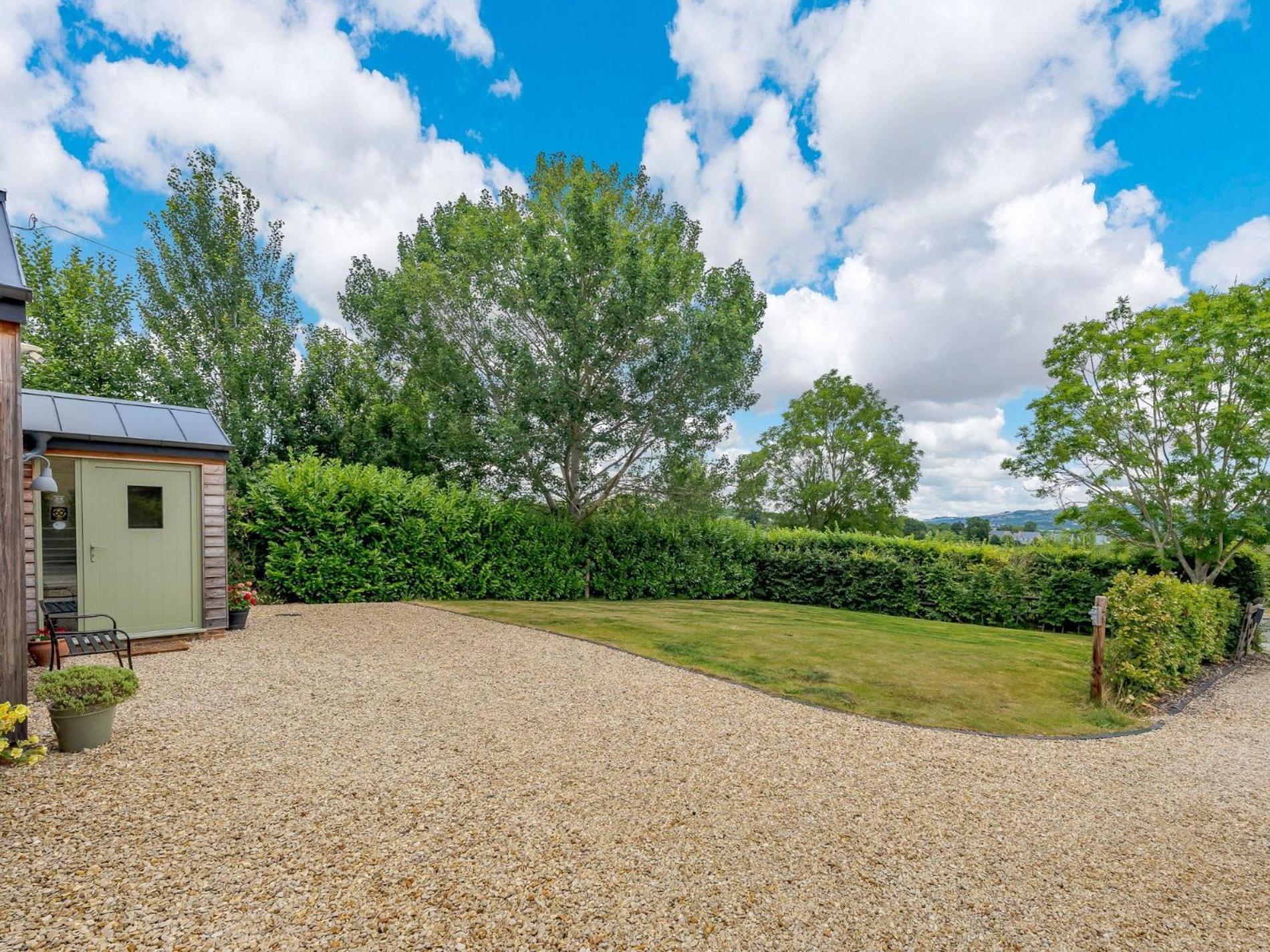 2 Bed In Winchcombe 57828 Villa Buitenkant foto